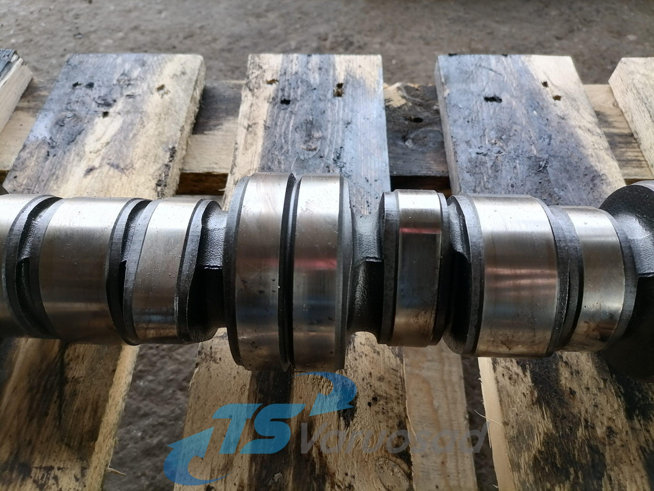 Scania Camshaft 1509917 - عمود الحدبات - شاحنة: صور 5 Scania Camshaft 1509917 - عمود الحدبات - شاحنة: صور 5