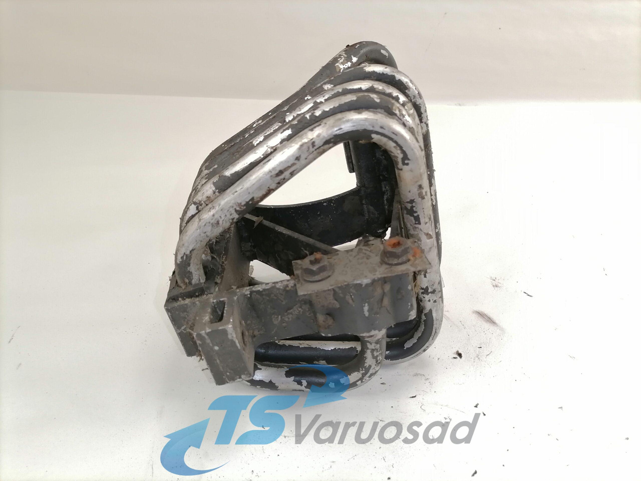 Scania Compressor air pipe 1798270 - ضاغط - شاحنة: صور 3 Scania Compressor air pipe 1798270 - ضاغط - شاحنة: صور 3