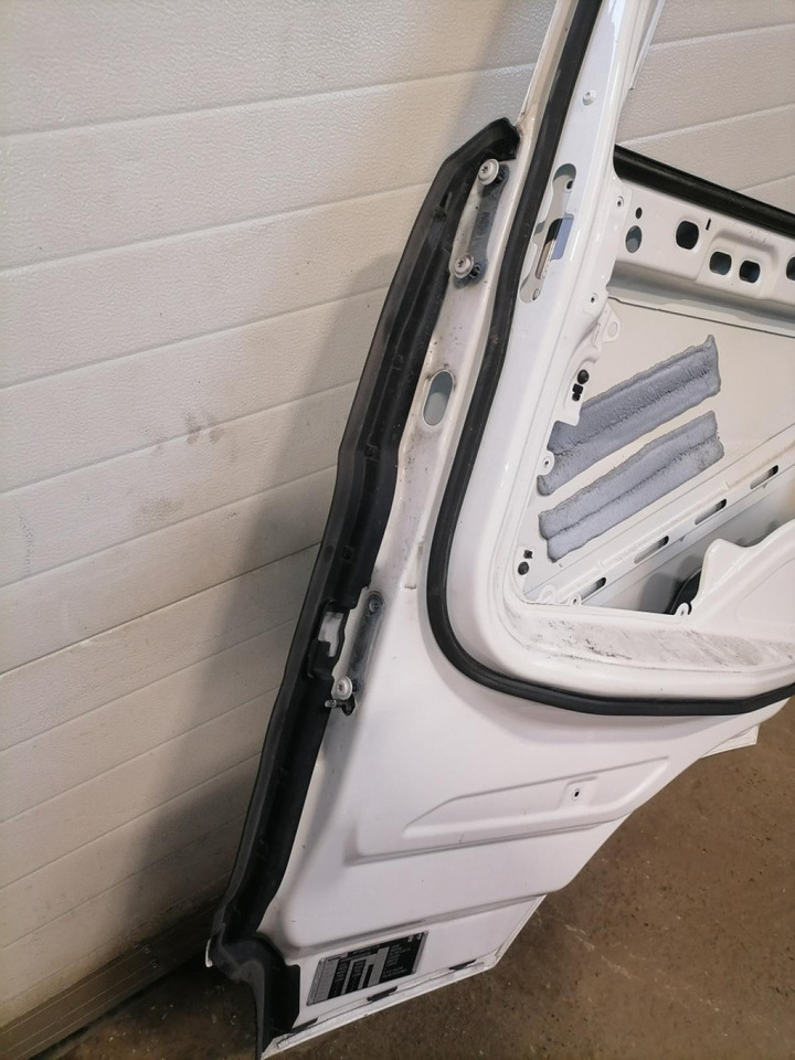 Scania Door 2653997 - باب و قطع الغيار - شاحنة: صور 4 Scania Door 2653997 - باب و قطع الغيار - شاحنة: صور 4