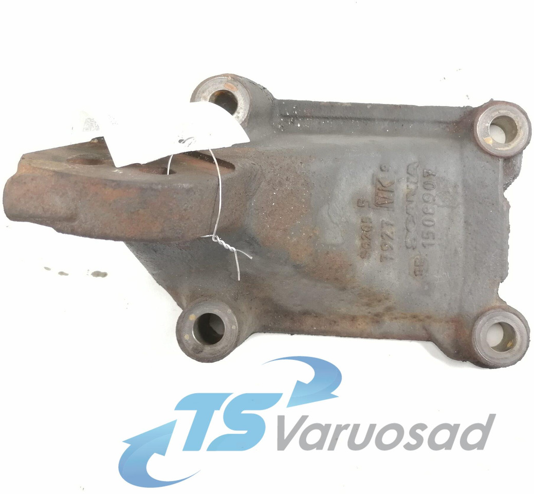 Scania Engine bracket 1508907 - المحرك و قطع الغيار - شاحنة: صور 4 Scania Engine bracket 1508907 - المحرك و قطع الغيار - شاحنة: صور 4