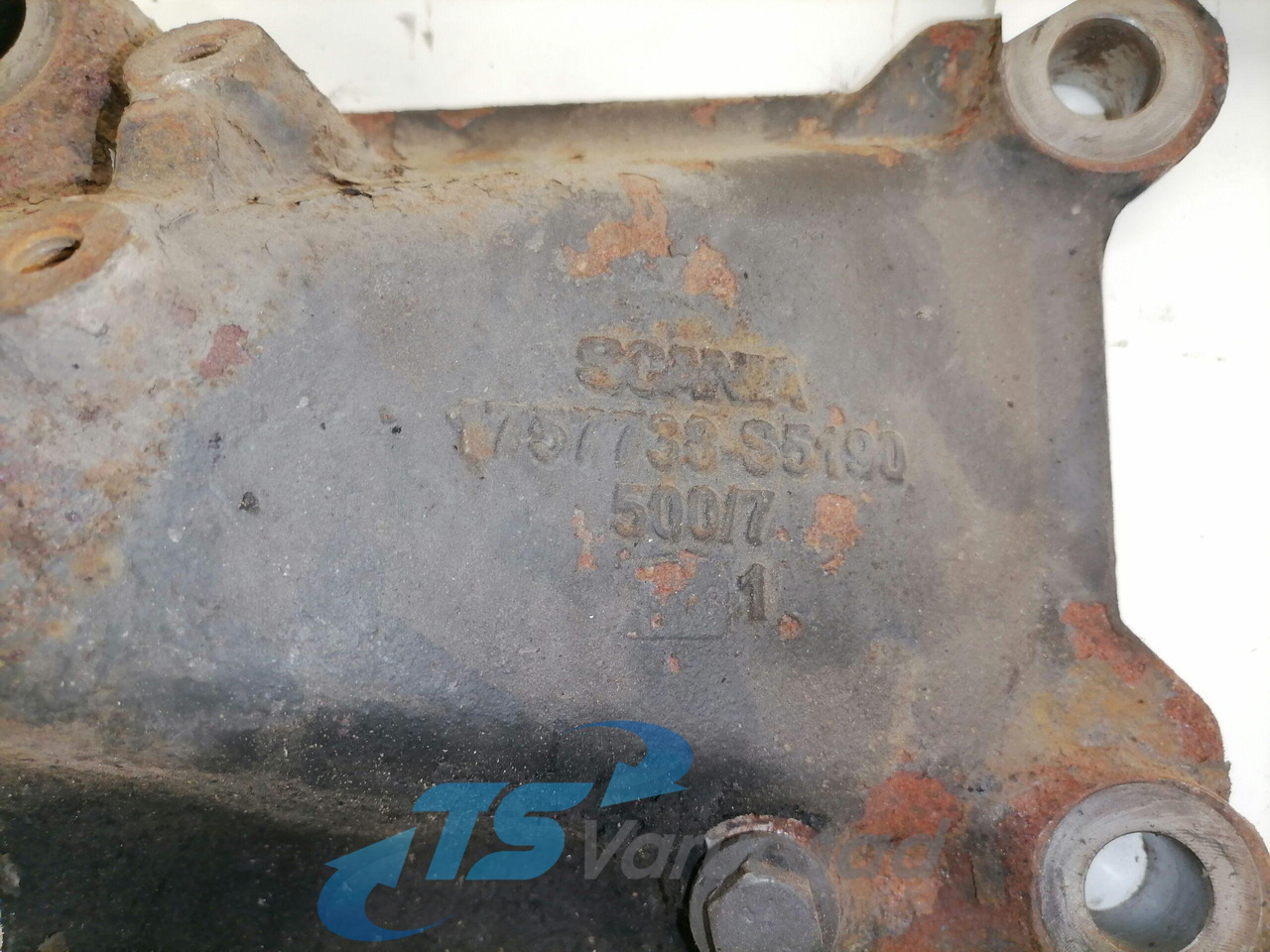 Scania Engine bracket 1757738 - المحرك و قطع الغيار - شاحنة: صور 2 Scania Engine bracket 1757738 - المحرك و قطع الغيار - شاحنة: صور 2