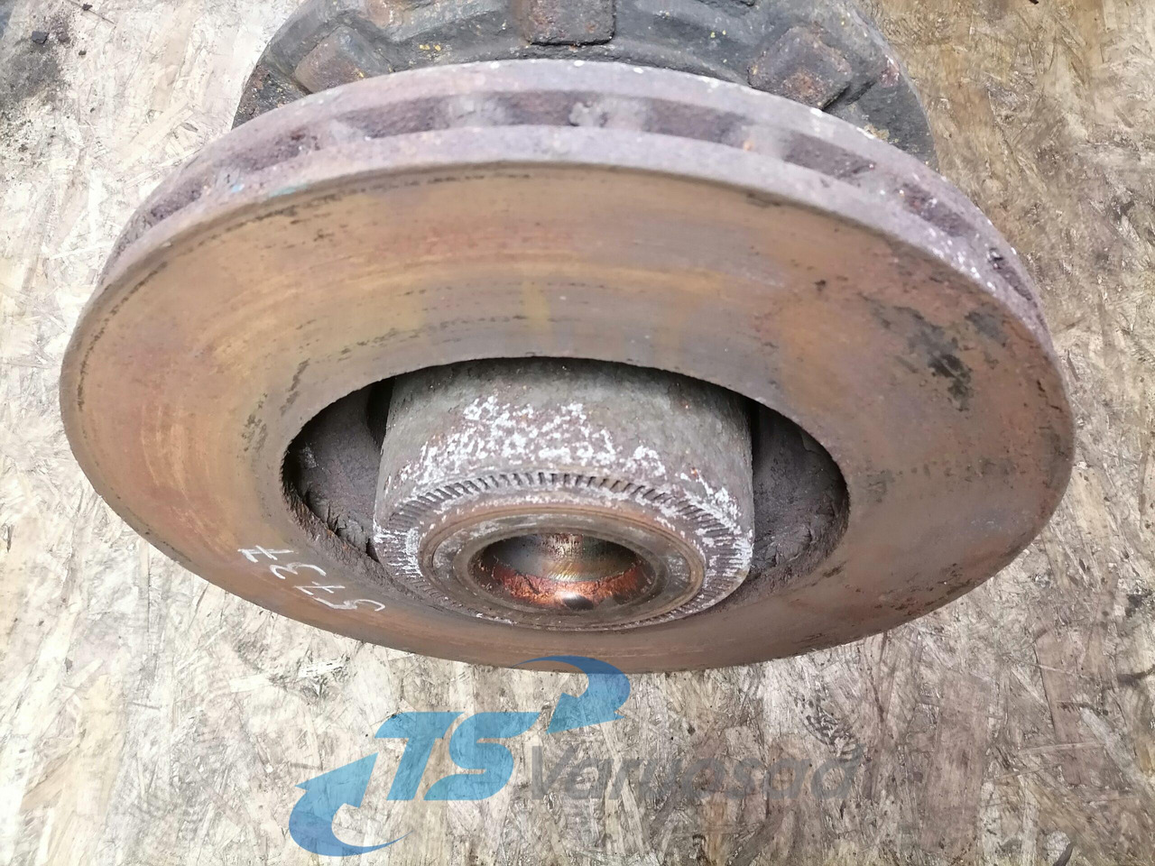 Scania Front hub 1391369 - محاور - شاحنة: صور 3 Scania Front hub 1391369 - محاور - شاحنة: صور 3