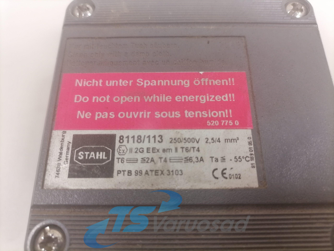 Scania Fuse holder 1540313 - مصهر - شاحنة: صور 4 Scania Fuse holder 1540313 - مصهر - شاحنة: صور 4