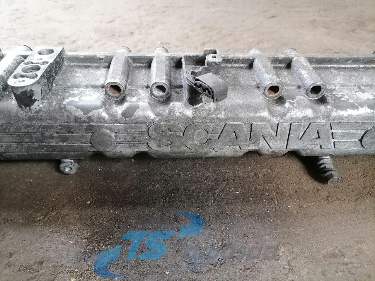 Scania Intake mainfold 1390209 - مشعب السحب - شاحنة: صور 5 Scania Intake mainfold 1390209 - مشعب السحب - شاحنة: صور 5