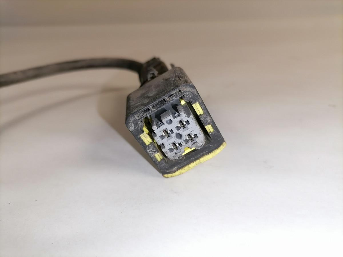 Scania Juhtmestik, AdBlue 2183132 - نظام الوقود - شاحنة: صور 4 Scania Juhtmestik, AdBlue 2183132 - نظام الوقود - شاحنة: صور 4