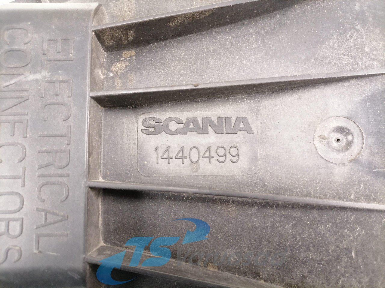 Scania Kabiini juhtmestiku harukarp 1440499 - مصهر - شاحنة: صور 4 Scania Kabiini juhtmestiku harukarp 1440499 - مصهر - شاحنة: صور 4