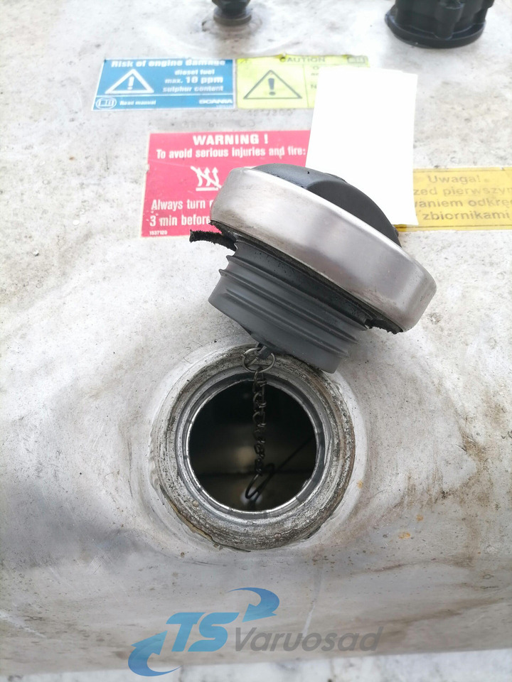 Scania Kütusepaak 600L 1517308 - خزان وقود - شاحنة: صور 5 Scania Kütusepaak 600L 1517308 - خزان وقود - شاحنة: صور 5