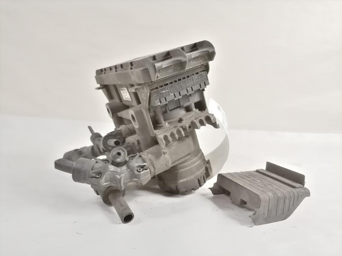 Scania Rear axel brake pressure control valve 2653385 - صمام الفرامل - شاحنة: صور 4 Scania Rear axel brake pressure control valve 2653385 - صمام الفرامل - شاحنة: صور 4