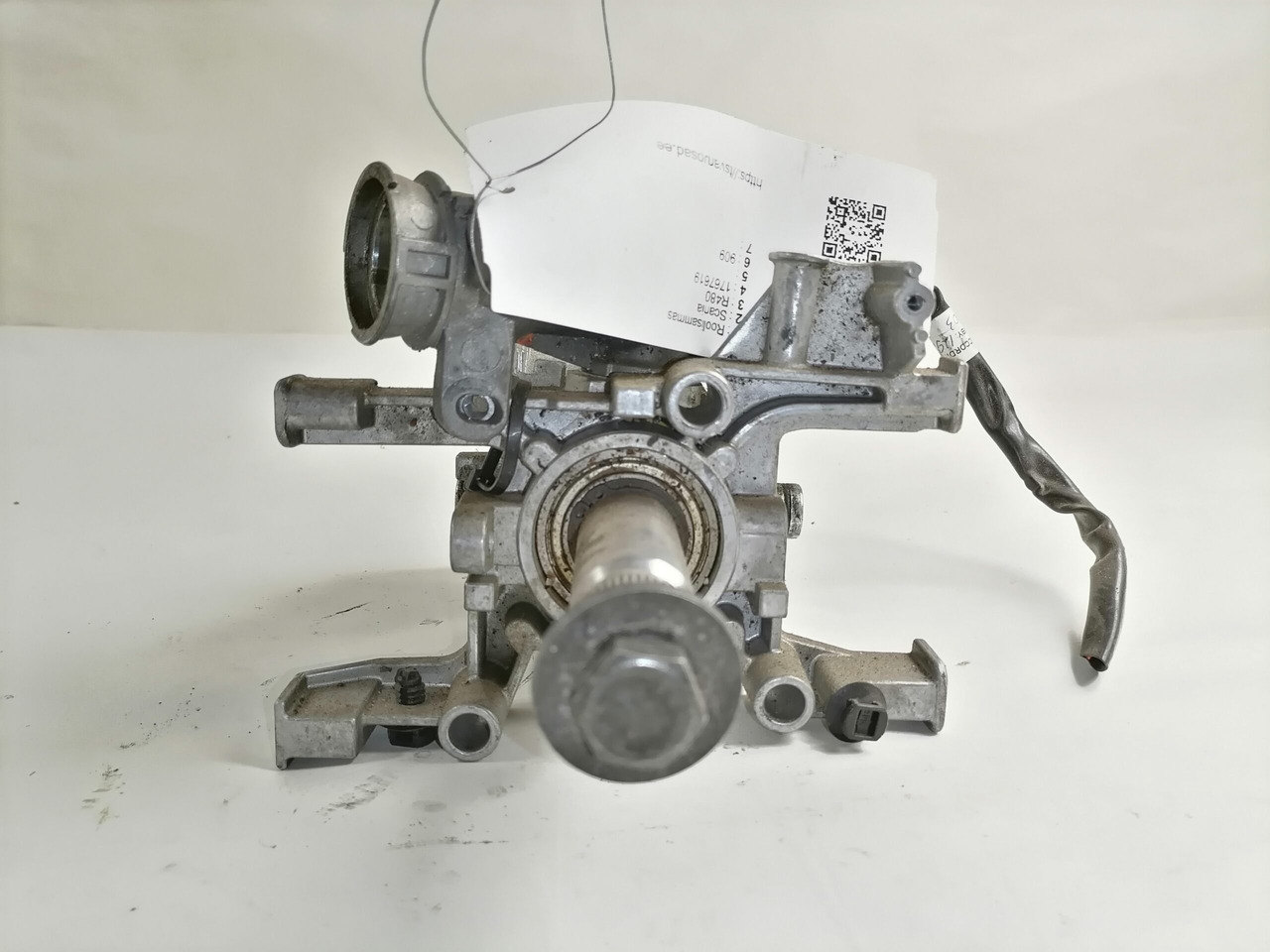 Scania Roolisammas 1767619 - عمود التوجيه - شاحنة: صور 3 Scania Roolisammas 1767619 - عمود التوجيه - شاحنة: صور 3