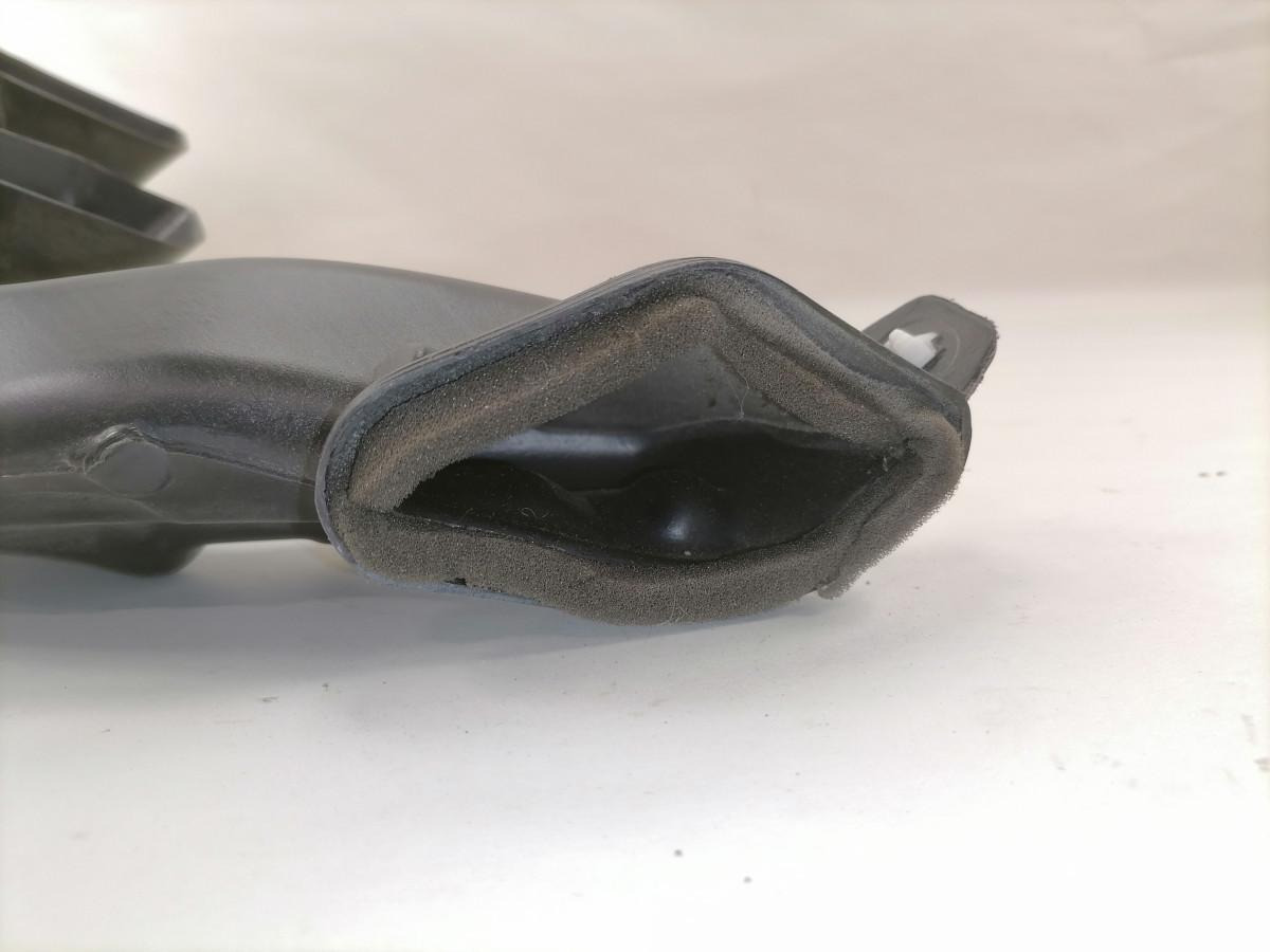 Scania Salongi õhutoru 2125754 - التدفئة / التهوية - شاحنة: صور 4 Scania Salongi õhutoru 2125754 - التدفئة / التهوية - شاحنة: صور 4