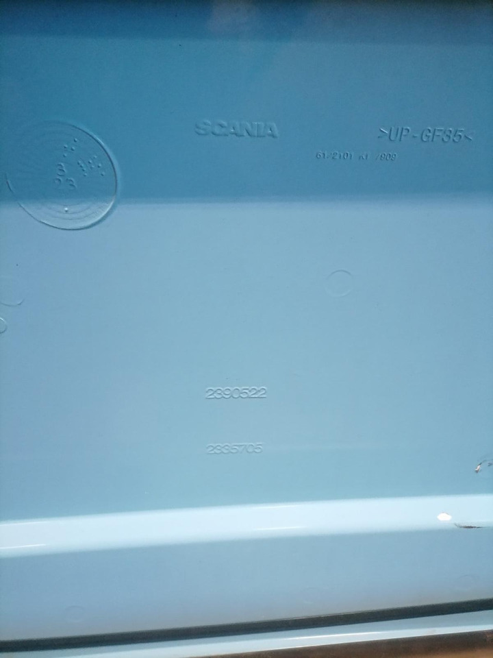 Scania Scania cab wind deflector, roof 2390522 - الديناميكا الهوائية / المفسدين - شاحنة: صور 3 Scania Scania cab wind deflector, roof 2390522 - الديناميكا الهوائية / المفسدين - شاحنة: صور 3