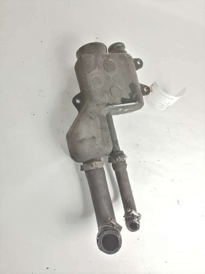 Scania Scania steering oil tank 1894289 - خرطوم التوجيه - شاحنة: صور 4 Scania Scania steering oil tank 1894289 - خرطوم التوجيه - شاحنة: صور 4
