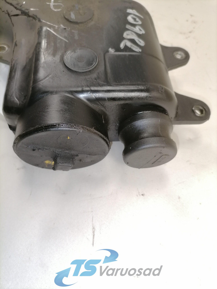 Scania Scania steering oil tank 1894289 - خرطوم التوجيه - شاحنة: صور 2 Scania Scania steering oil tank 1894289 - خرطوم التوجيه - شاحنة: صور 2
