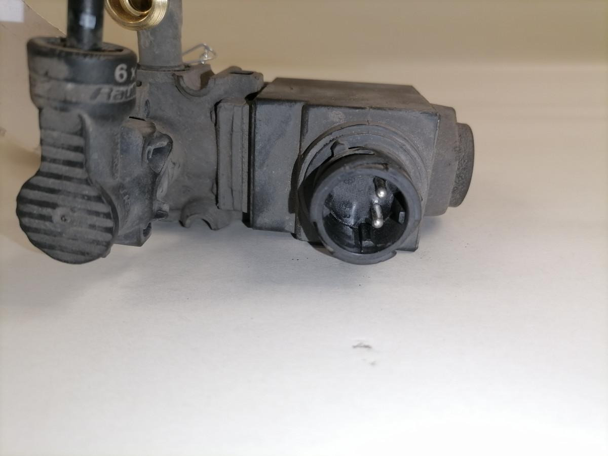 Scania Solenoid valve 2038655 - صمام الفرامل - شاحنة: صور 3 Scania Solenoid valve 2038655 - صمام الفرامل - شاحنة: صور 3