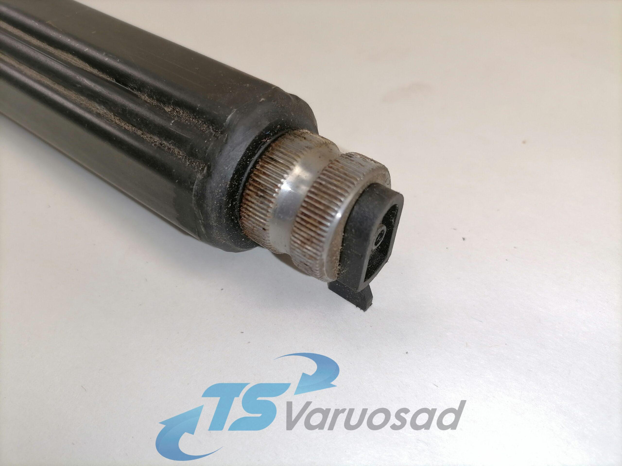 Scania Steering column 1541653 - قيادة السيارة - شاحنة: صور 2 Scania Steering column 1541653 - قيادة السيارة - شاحنة: صور 2