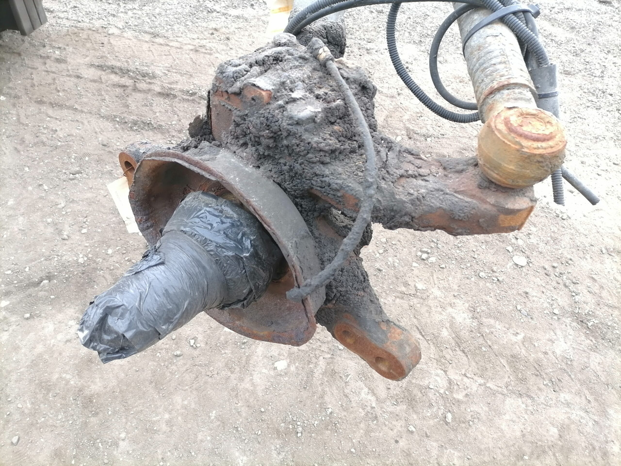 Scania Steering knuckle 1895937 - المحور و قطع الغيار - شاحنة: صور 1 Scania Steering knuckle 1895937 - المحور و قطع الغيار - شاحنة: صور 1