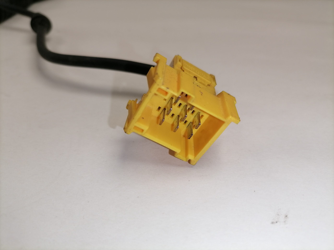 Scania Switch, heater 1758152 - التدفئة / التهوية - شاحنة: صور 3 Scania Switch, heater 1758152 - التدفئة / التهوية - شاحنة: صور 3