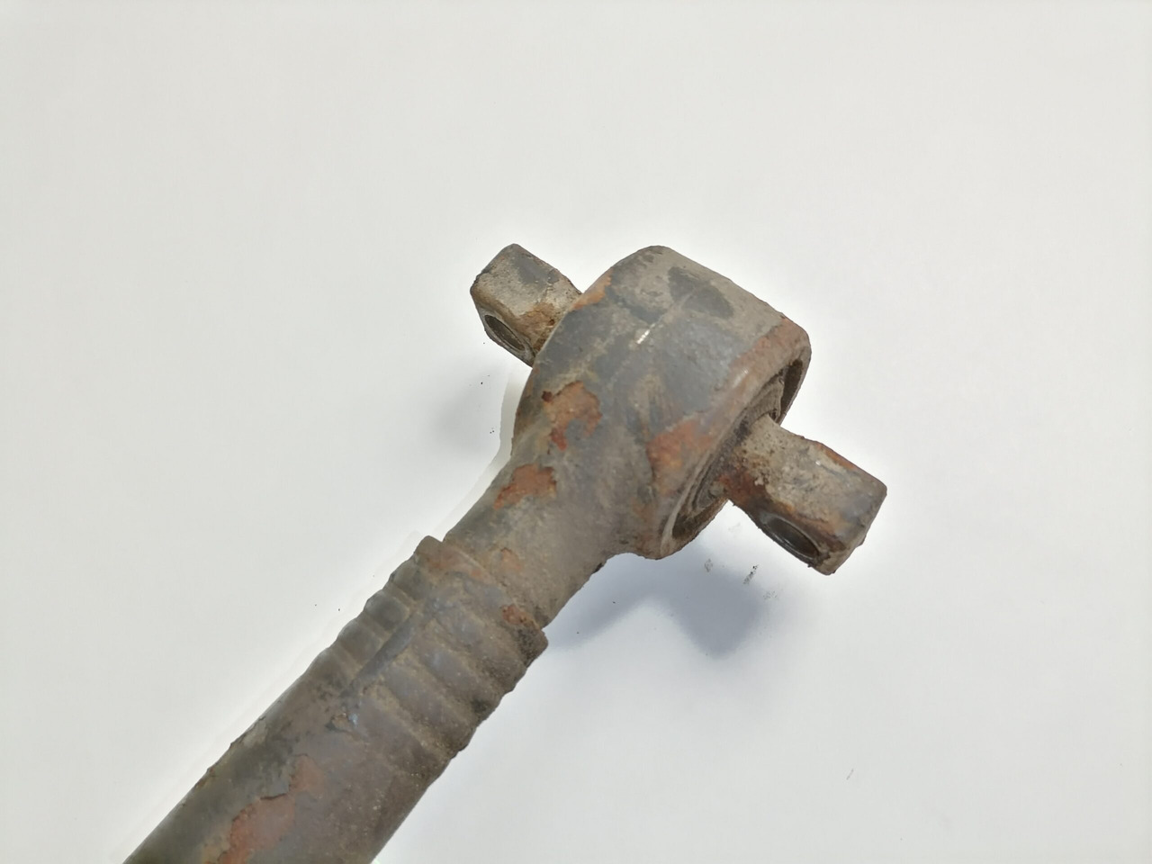 Scania Torque rod 1393298 - المحور و قطع الغيار - شاحنة: صور 3 Scania Torque rod 1393298 - المحور و قطع الغيار - شاحنة: صور 3