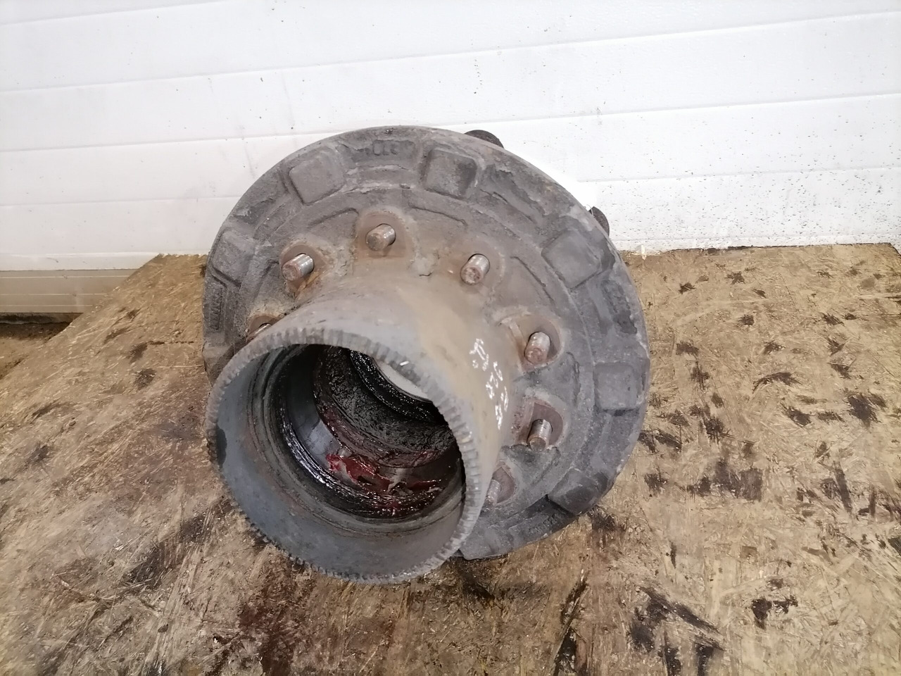 Scania Wheel hub 1382884 - محاور - شاحنة: صور 4 Scania Wheel hub 1382884 - محاور - شاحنة: صور 4
