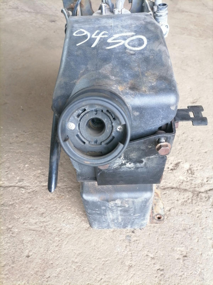 Volvo AD Blue tank 82169327 - نظام الوقود - شاحنة: صور 3 Volvo AD Blue tank 82169327 - نظام الوقود - شاحنة: صور 3