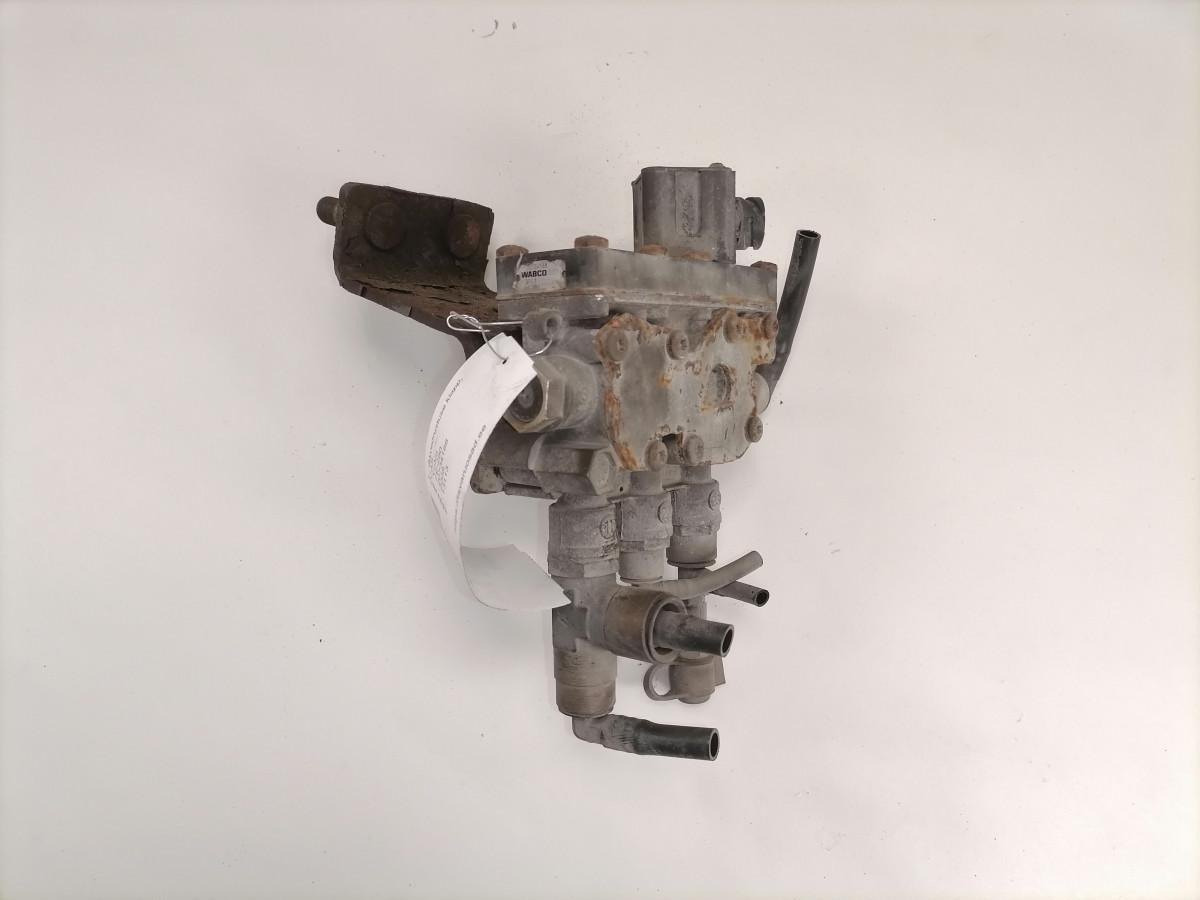 Volvo Air suspension control valve, ECAS 20734168 - صمام الفرامل - شاحنة: صور 4 Volvo Air suspension control valve, ECAS 20734168 - صمام الفرامل - شاحنة: صور 4