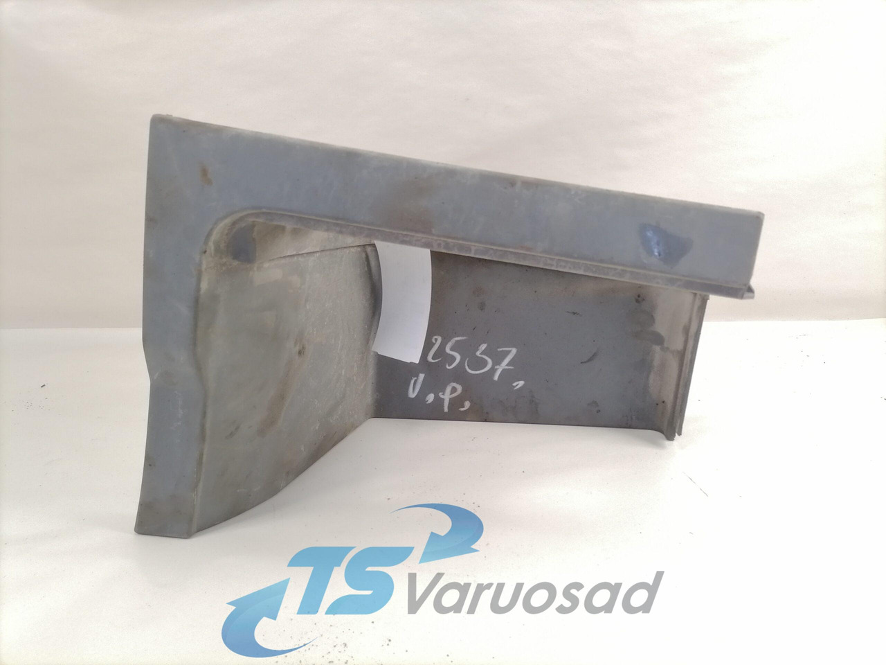 Volvo Astmelaua plastik 21344647 - خطوة جانبية - شاحنة: صور 2 Volvo Astmelaua plastik 21344647 - خطوة جانبية - شاحنة: صور 2