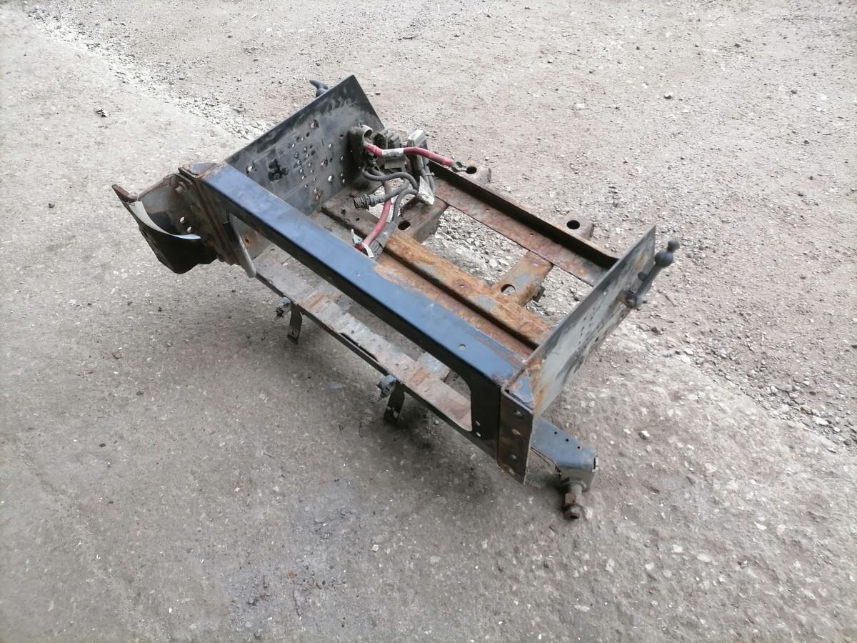 Volvo Battery box 21042654 - البطارية - شاحنة: صور 4 Volvo Battery box 21042654 - البطارية - شاحنة: صور 4