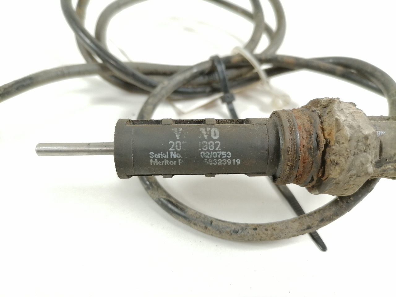 Volvo Cable, brake pad 20 882 - أجزاء الفرامل - شاحنة: صور 2 Volvo Cable, brake pad 20 882 - أجزاء الفرامل - شاحنة: صور 2