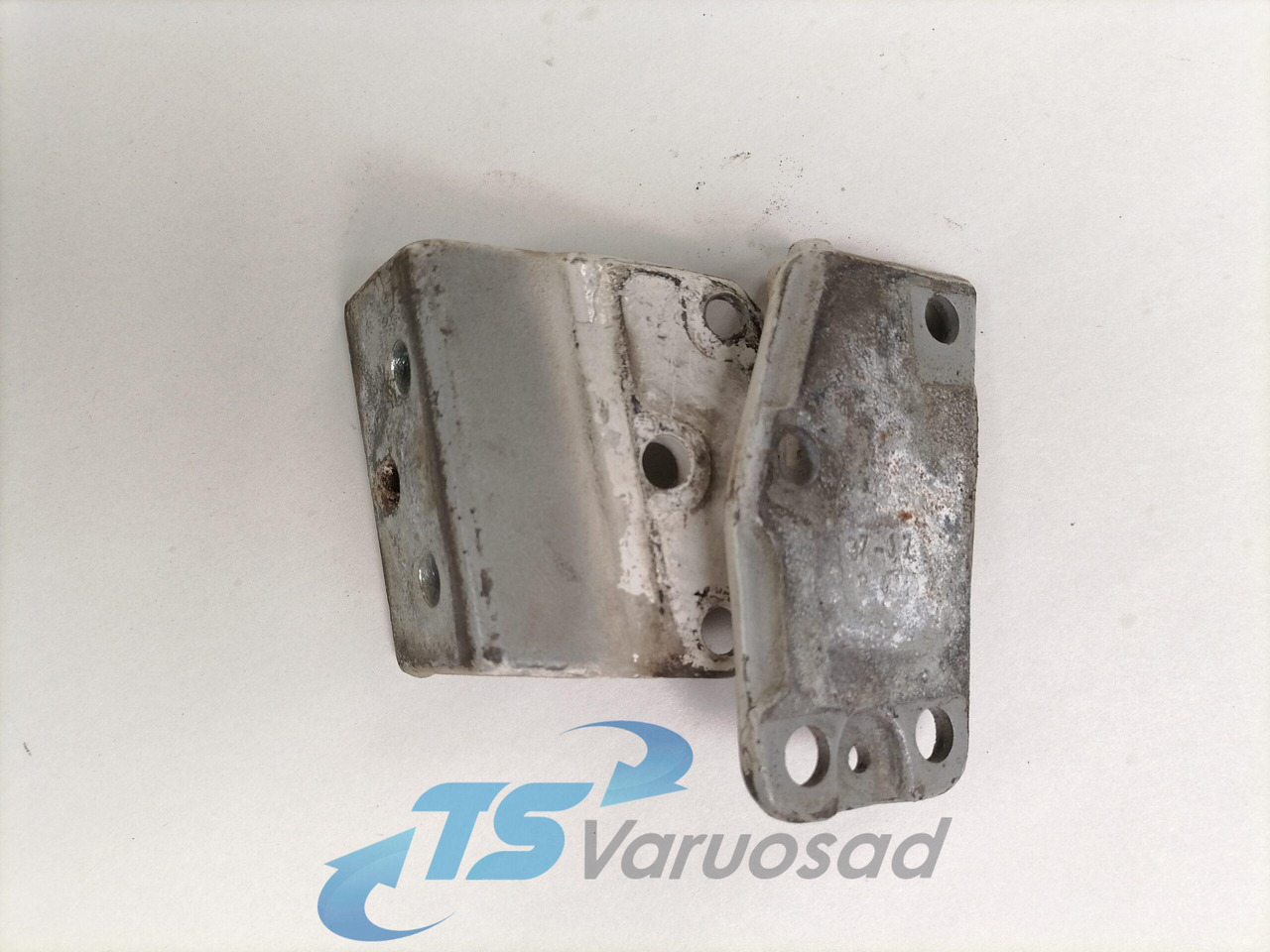 Volvo Door hinge 20372038 - باب و قطع الغيار - شاحنة: صور 4 Volvo Door hinge 20372038 - باب و قطع الغيار - شاحنة: صور 4