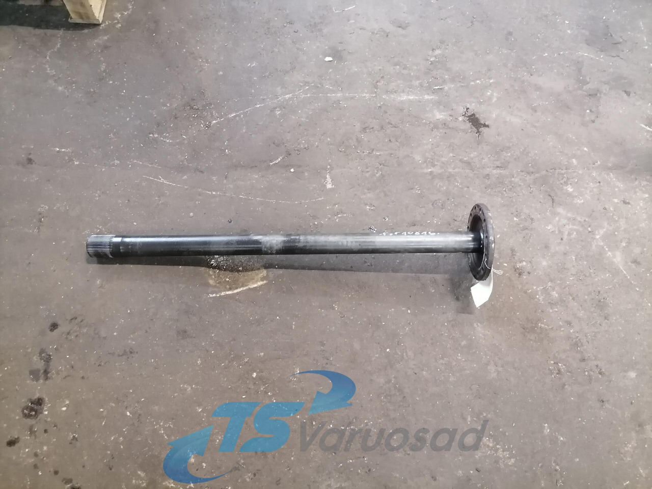 Volvo Drive shaft 20836838 - نصف رمح - شاحنة: صور 1 Volvo Drive shaft 20836838 - نصف رمح - شاحنة: صور 1