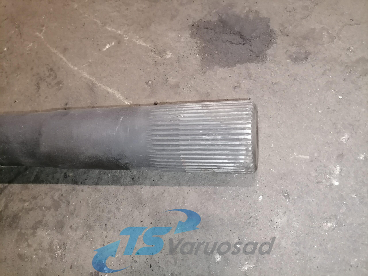 Volvo Drive shaft 8172096 - نصف رمح - شاحنة: صور 3 Volvo Drive shaft 8172096 - نصف رمح - شاحنة: صور 3