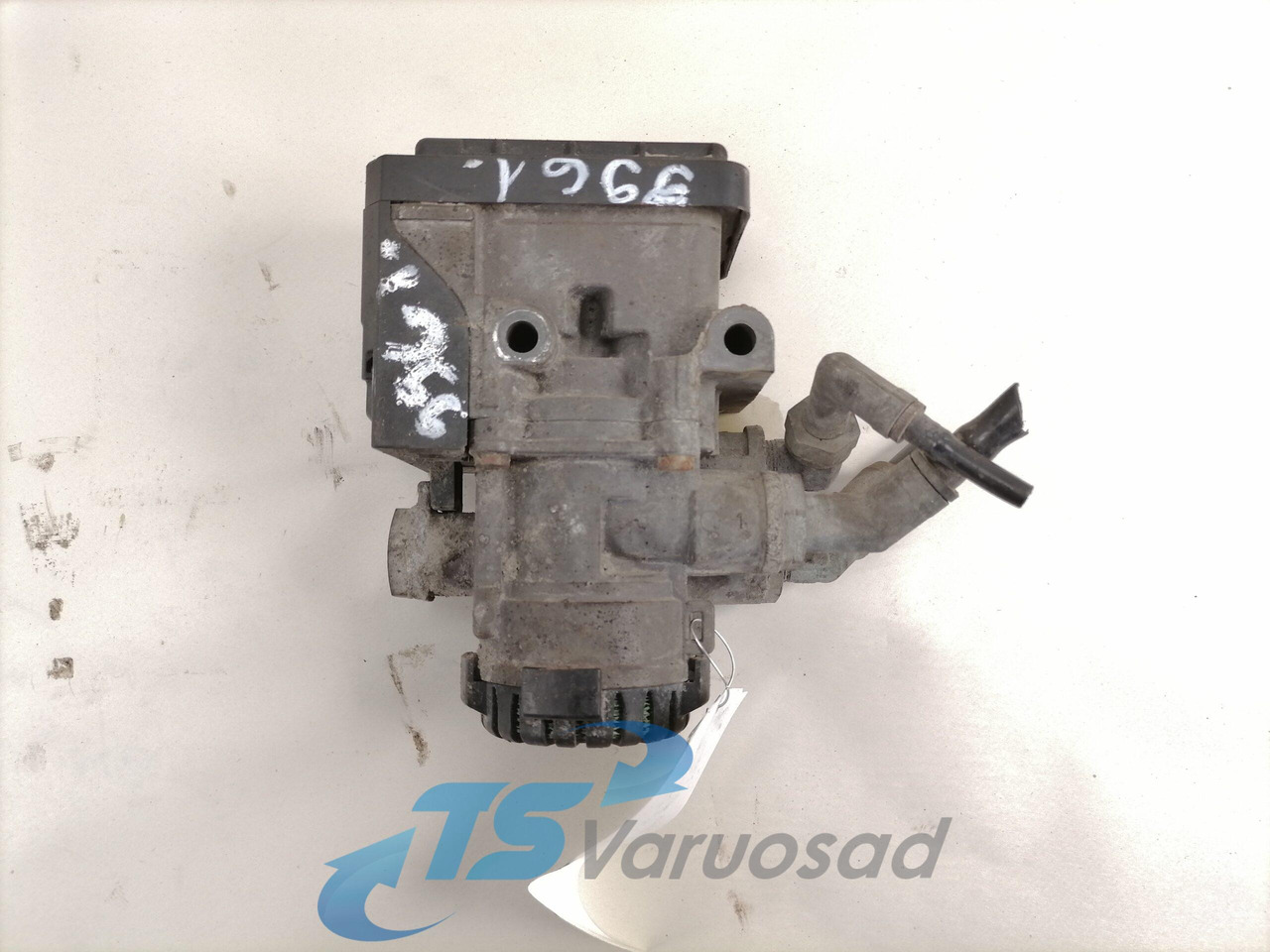 Volvo EBS brake valve 20828237 - صمام الفرامل - شاحنة: صور 2 Volvo EBS brake valve 20828237 - صمام الفرامل - شاحنة: صور 2