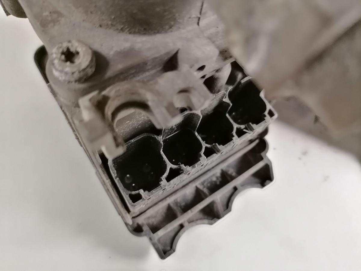 Volvo EBS brake valve 21114974 - صمام الفرامل - شاحنة: صور 4 Volvo EBS brake valve 21114974 - صمام الفرامل - شاحنة: صور 4