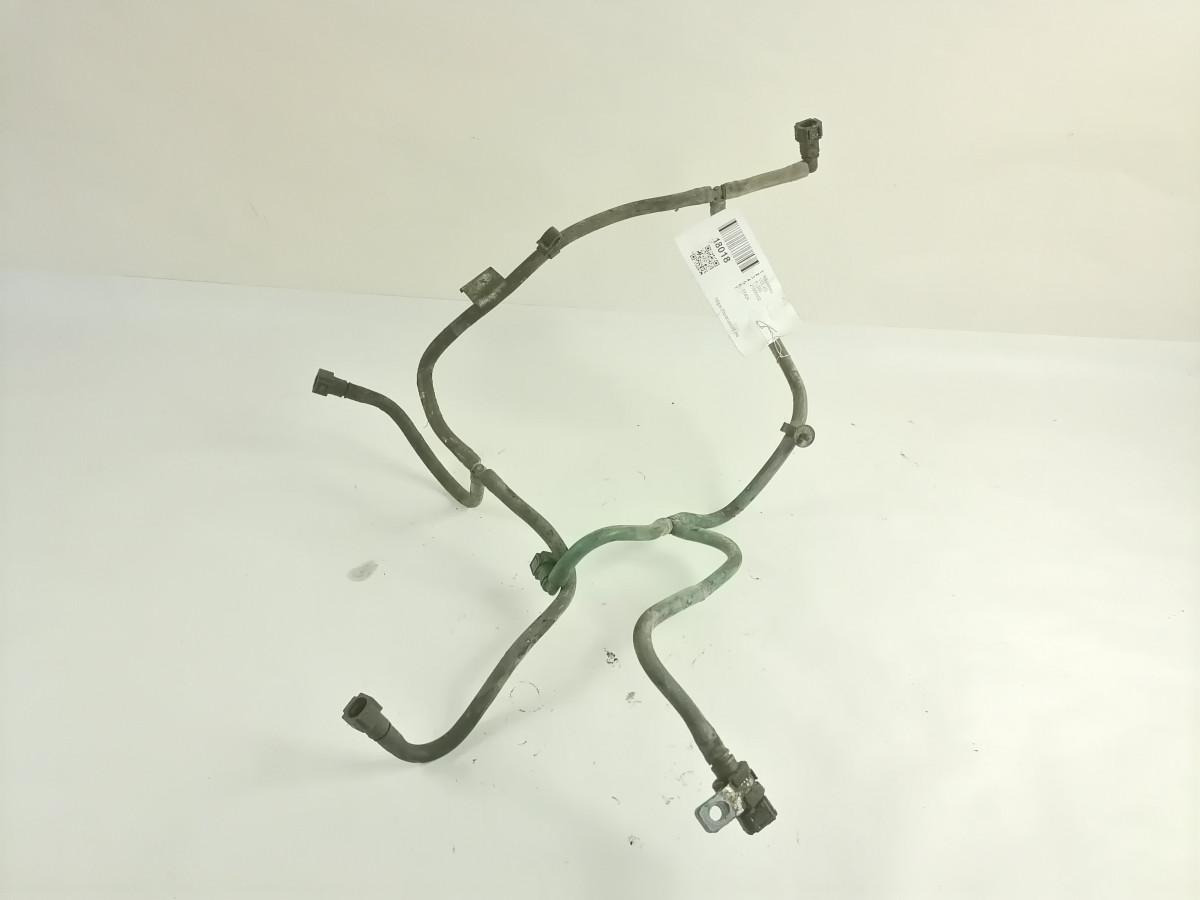Volvo Fuel pipe 21855462 - نظام الوقود - شاحنة: صور 3 Volvo Fuel pipe 21855462 - نظام الوقود - شاحنة: صور 3