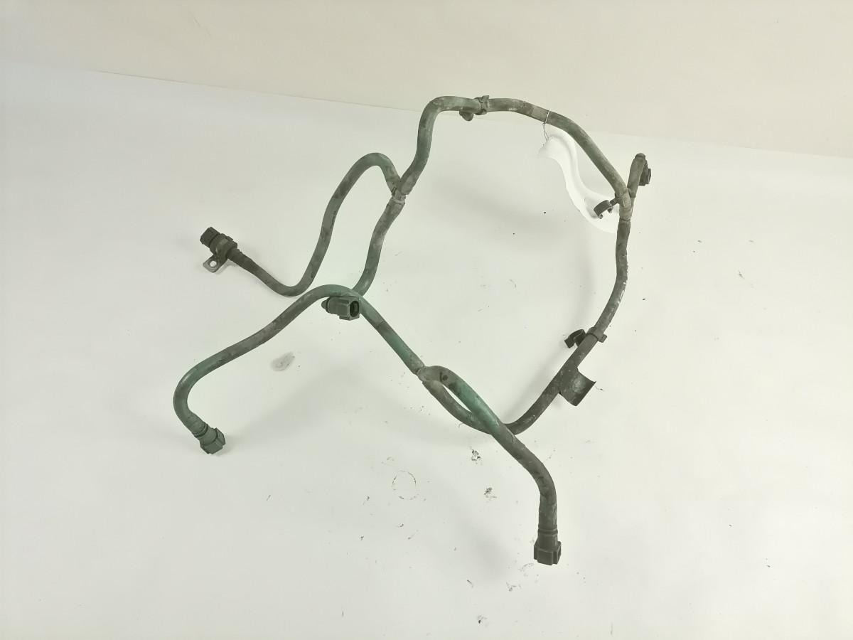 Volvo Fuel pipe 21855462 - نظام الوقود - شاحنة: صور 2 Volvo Fuel pipe 21855462 - نظام الوقود - شاحنة: صور 2