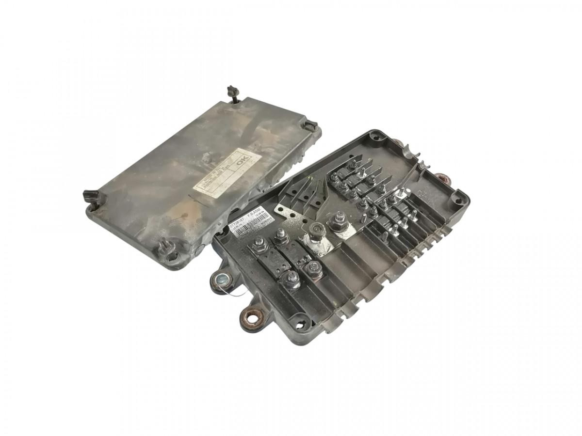 Volvo Fuse box 21728187 - مصهر - شاحنة: صور 1 Volvo Fuse box 21728187 - مصهر - شاحنة: صور 1