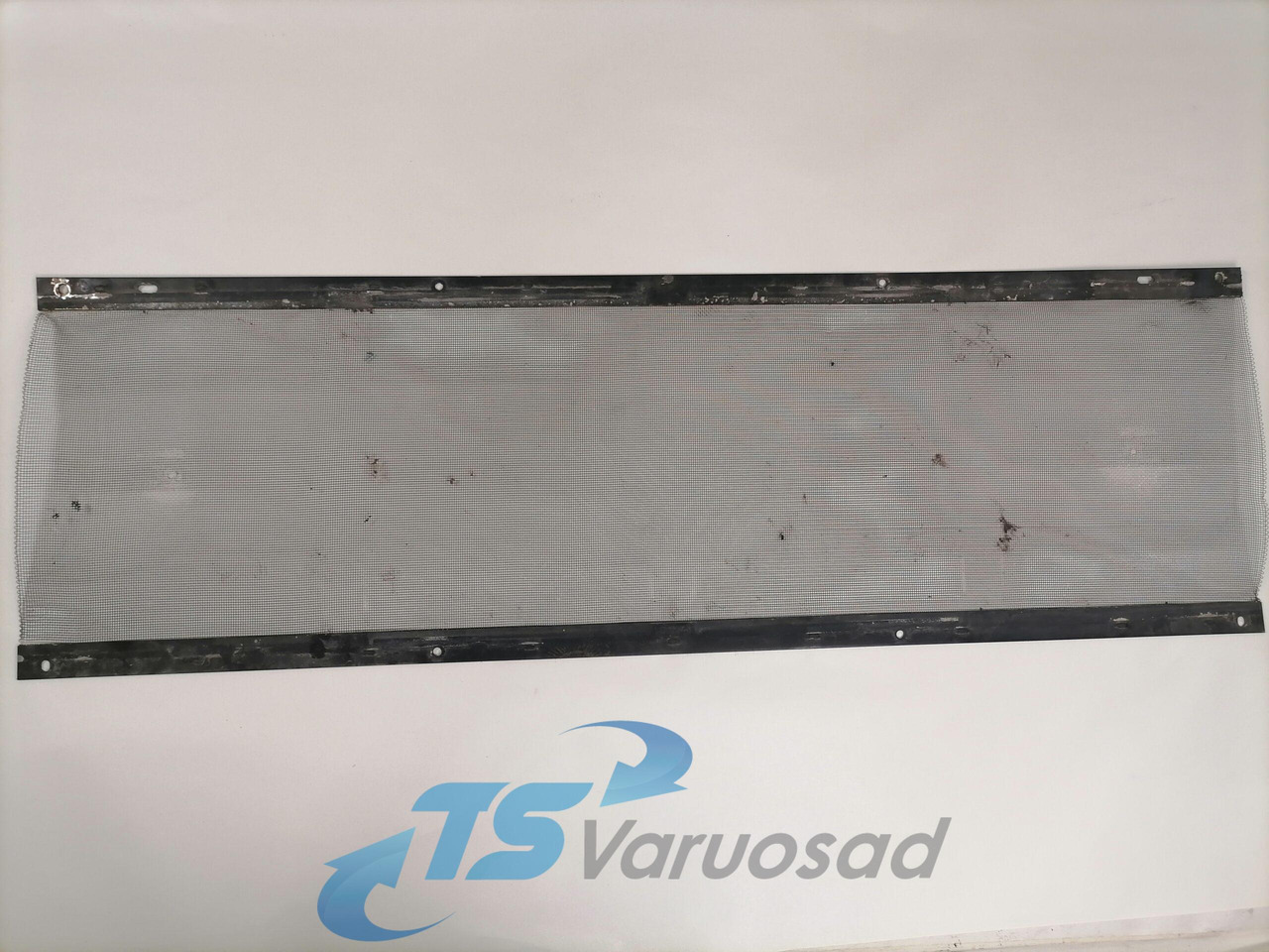 Volvo Grille 20567822 - جلوپنجره - شاحنة: صور 3 Volvo Grille 20567822 - جلوپنجره - شاحنة: صور 3
