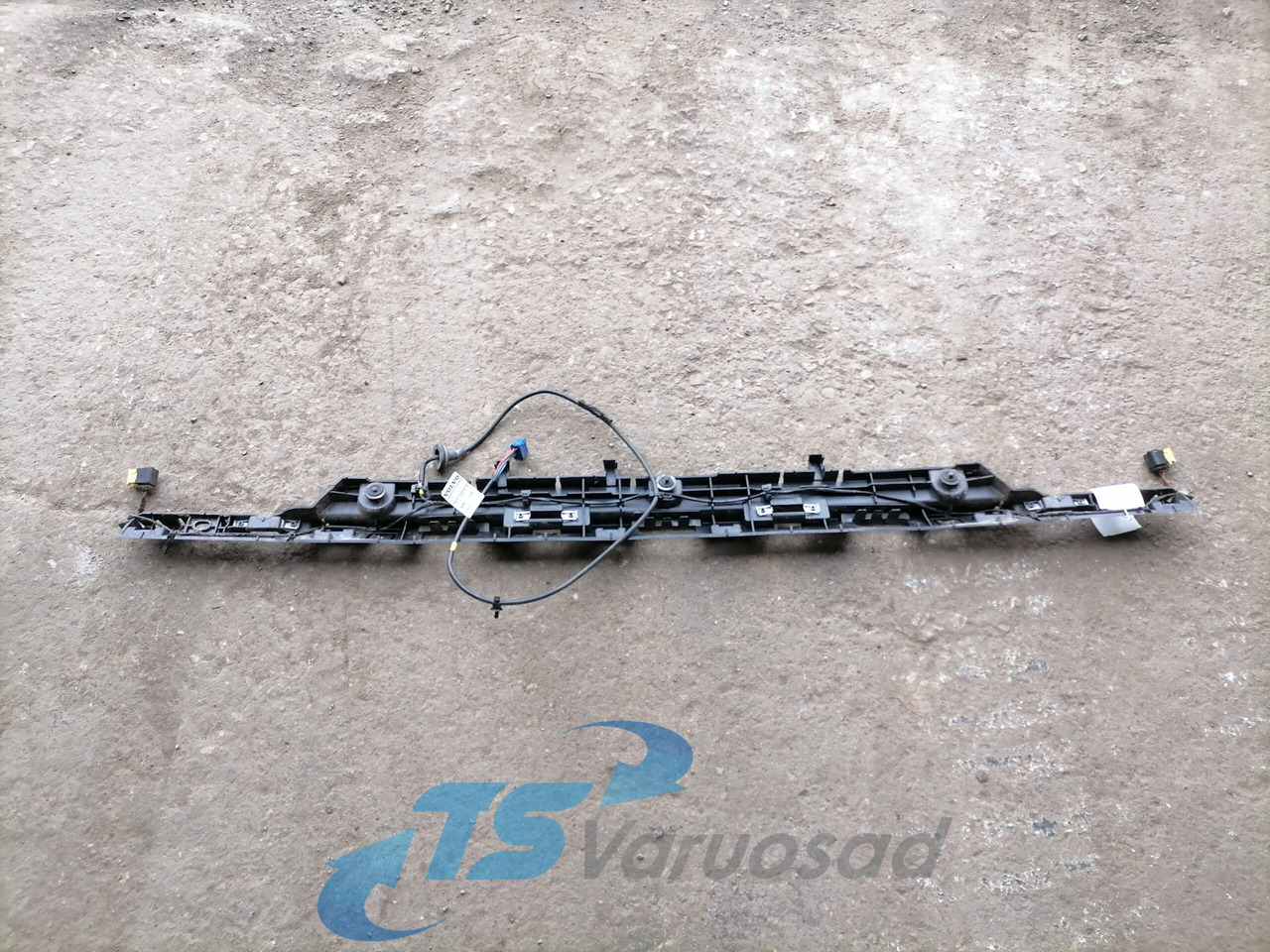 Volvo Kabiini reklaamvalgusti liist 82903982 - أضواء - شاحنة: صور 2 Volvo Kabiini reklaamvalgusti liist 82903982 - أضواء - شاحنة: صور 2
