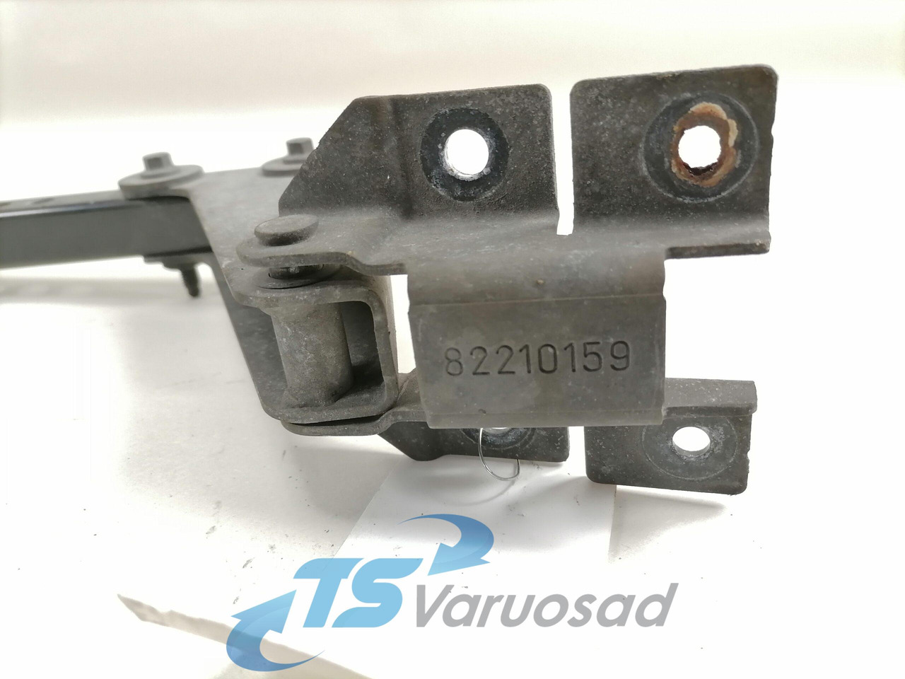 Volvo Kabiini tuulesuunaja kandur 82210159 - الديناميكا الهوائية / المفسدين - شاحنة: صور 3 Volvo Kabiini tuulesuunaja kandur 82210159 - الديناميكا الهوائية / المفسدين - شاحنة: صور 3