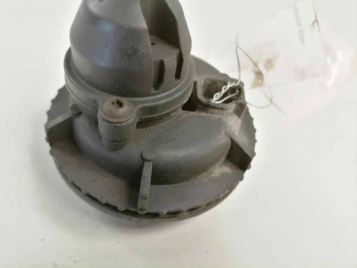 Volvo Kütuse separaatori kaas 21762862 - فلتر الوقود - شاحنة: صور 5 Volvo Kütuse separaatori kaas 21762862 - فلتر الوقود - شاحنة: صور 5