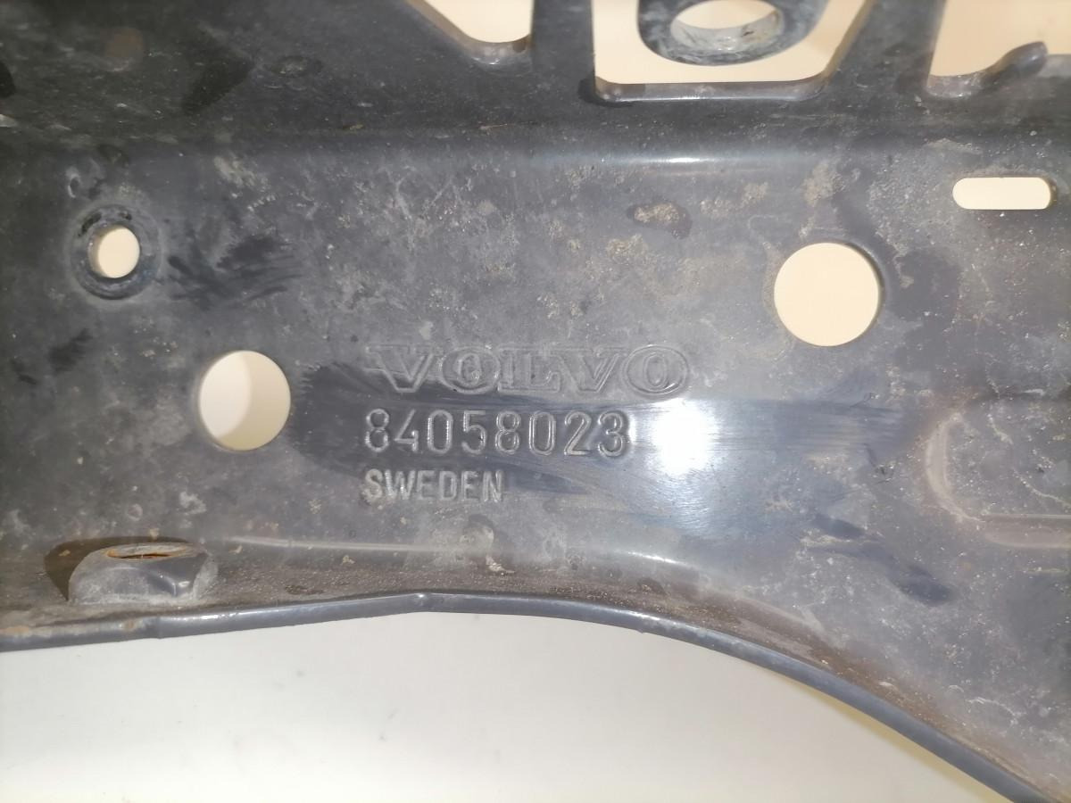 Volvo Light bracket 84058023 - أضواء - شاحنة: صور 4 Volvo Light bracket 84058023 - أضواء - شاحنة: صور 4