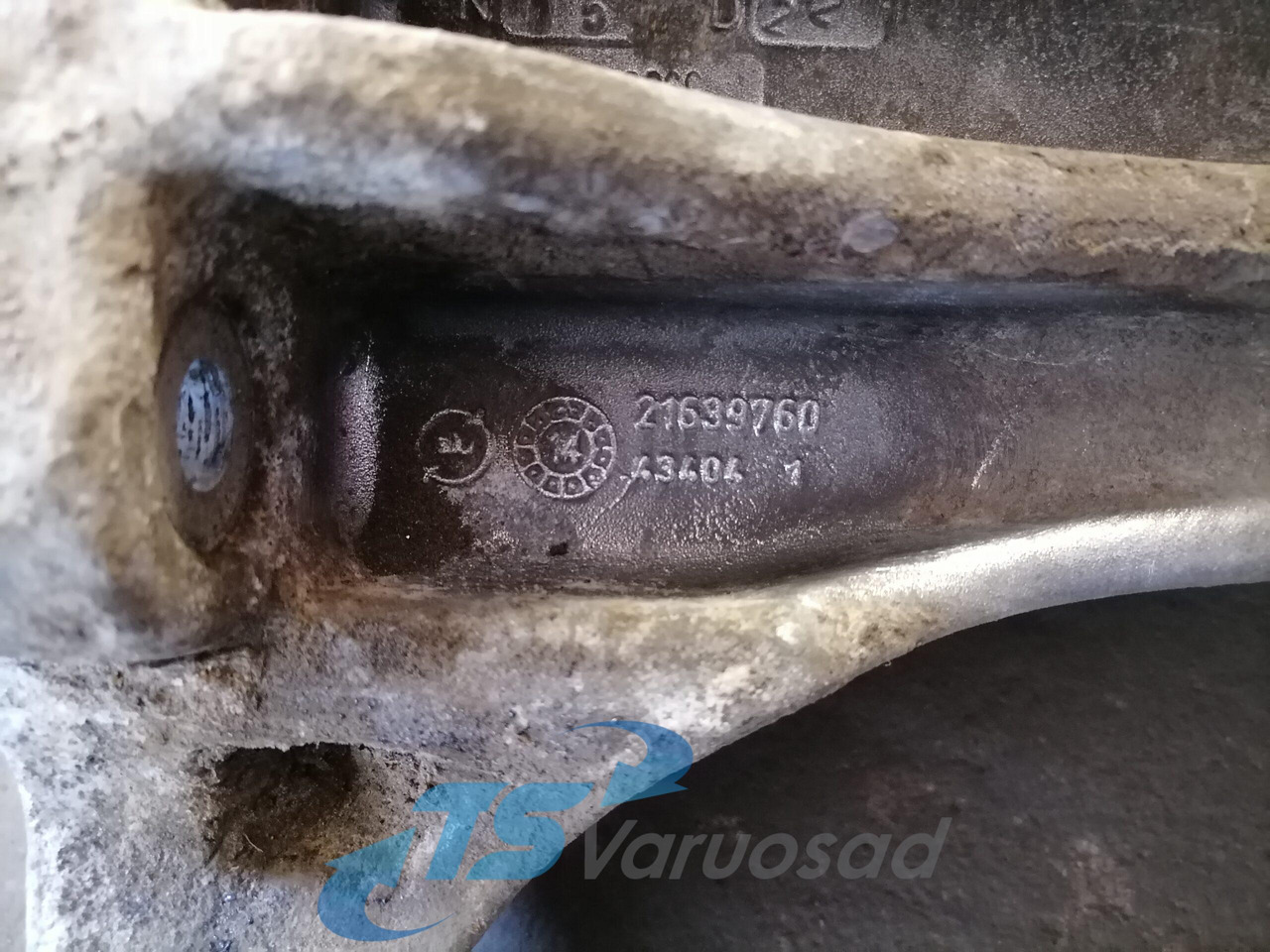 Volvo Muffler carrier 21639760 - كاتم صوت - شاحنة: صور 3 Volvo Muffler carrier 21639760 - كاتم صوت - شاحنة: صور 3