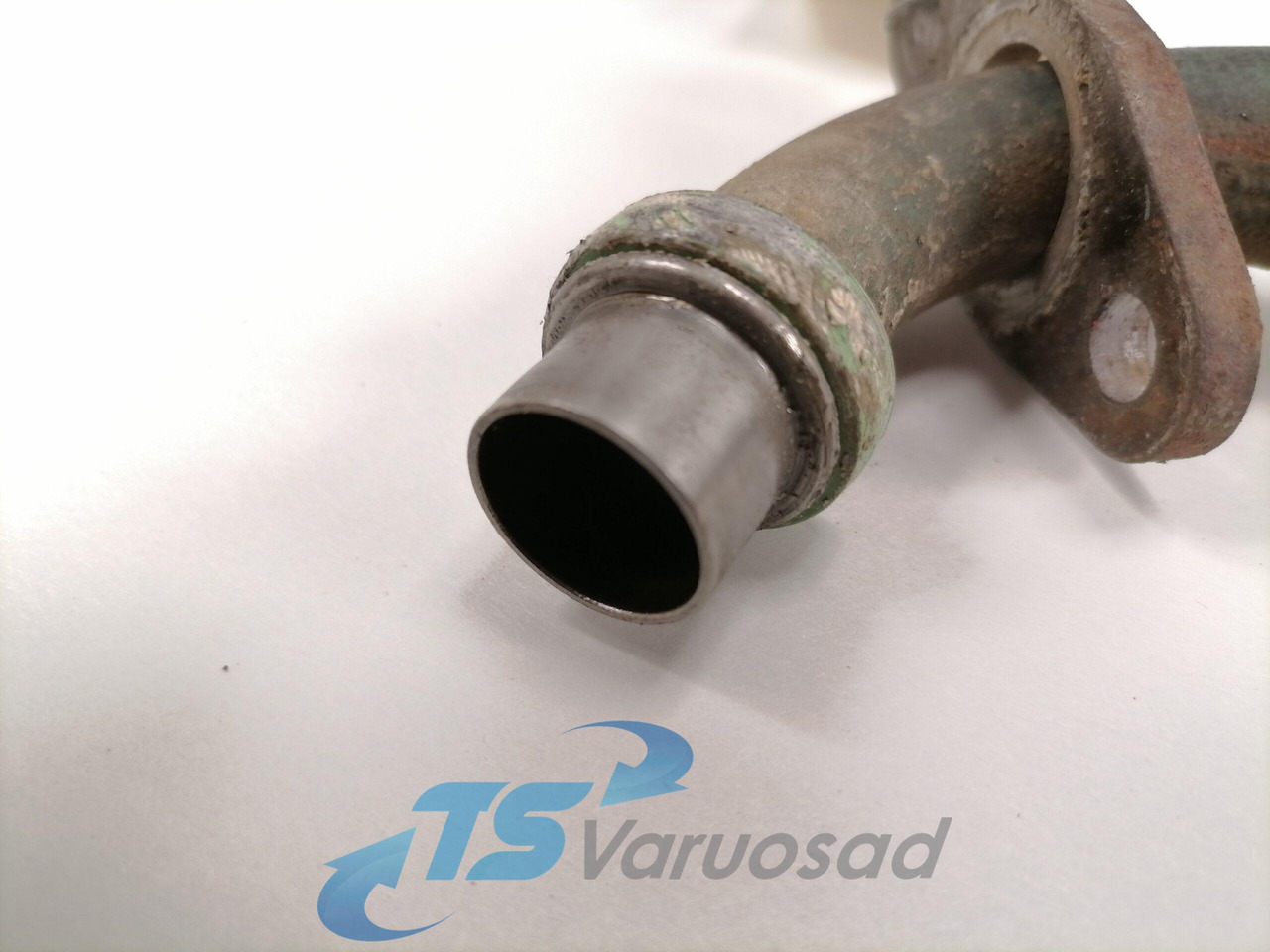 Volvo Õlitoru 20886945 - المحرك و قطع الغيار - شاحنة: صور 2 Volvo Õlitoru 20886945 - المحرك و قطع الغيار - شاحنة: صور 2