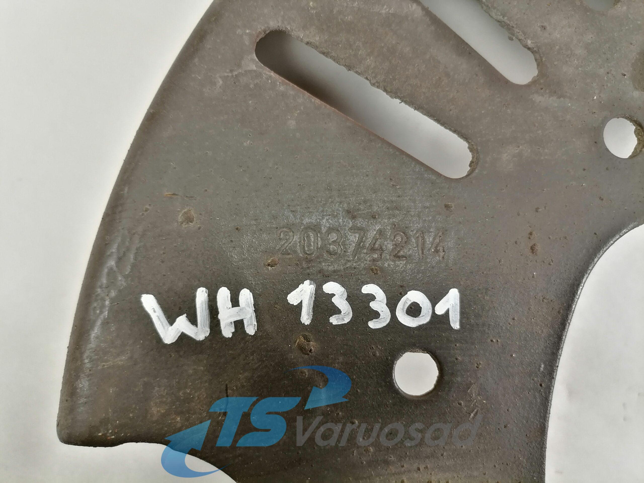 Volvo Porikaitseplekk 20374214 - قطع غيار عامة - شاحنة: صور 2 Volvo Porikaitseplekk 20374214 - قطع غيار عامة - شاحنة: صور 2