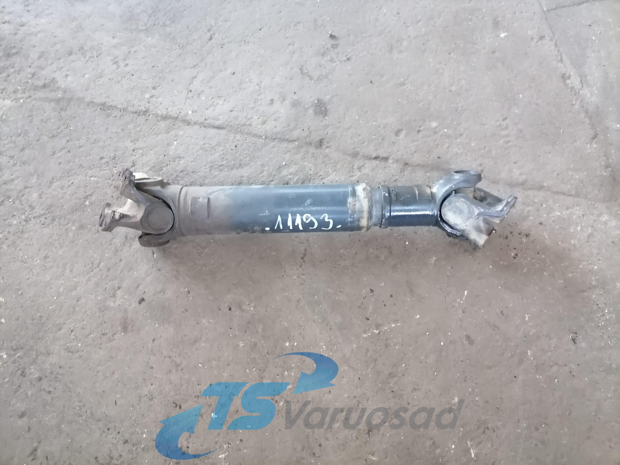 Volvo Propeller shaft 1068127 - عمود الكردان - شاحنة: صور 1 Volvo Propeller shaft 1068127 - عمود الكردان - شاحنة: صور 1