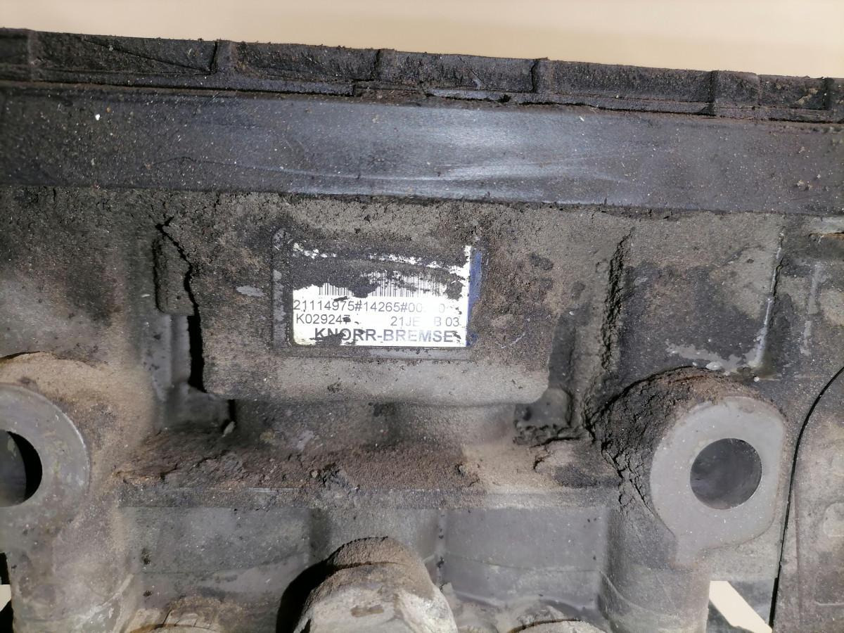 Volvo Rear axel brake pressure control valve 21114975 - صمام الفرامل - شاحنة: صور 5 Volvo Rear axel brake pressure control valve 21114975 - صمام الفرامل - شاحنة: صور 5