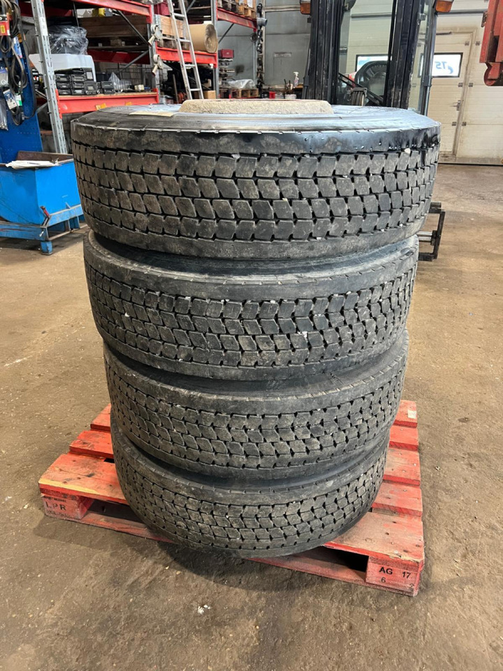 Volvo Sailun S637+ 285/70 R19,5 28570R195 - الإطارات والجنوط - شاحنة: صور 1 Volvo Sailun S637+ 285/70 R19,5 28570R195 - الإطارات والجنوط - شاحنة: صور 1
