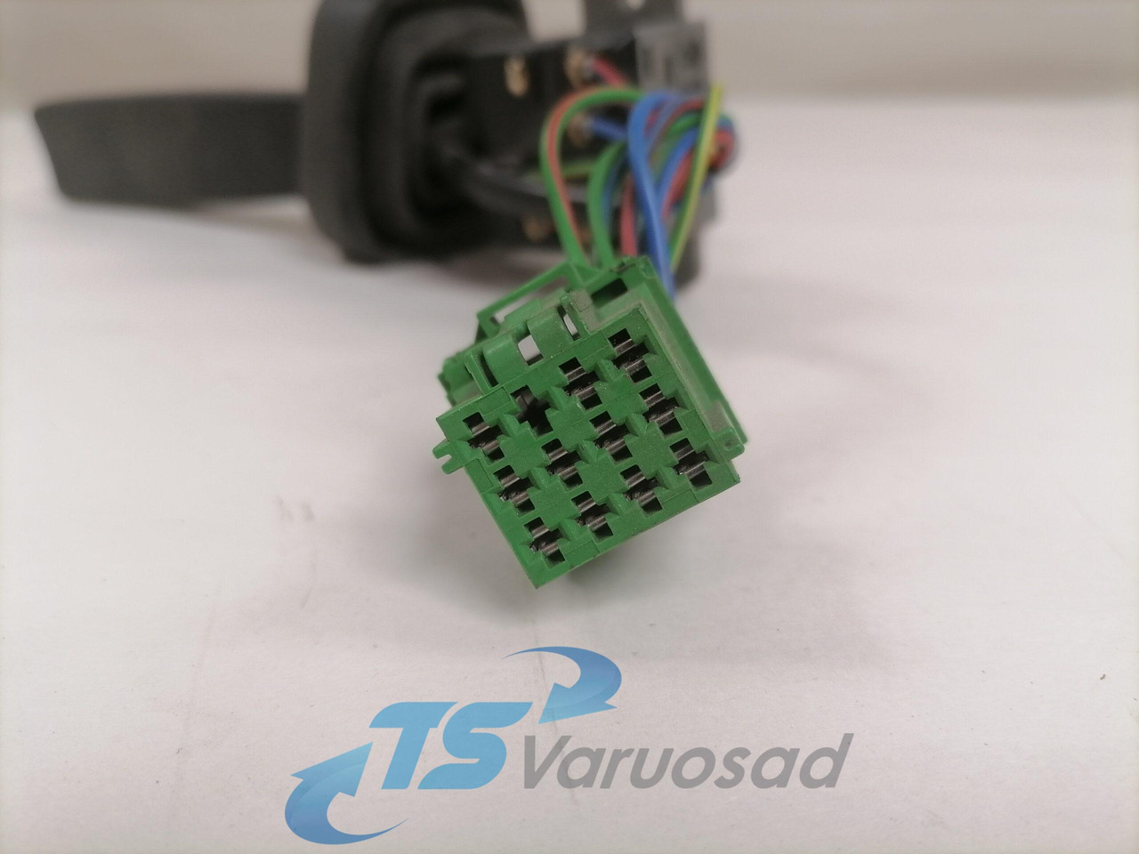 Volvo Switch, wipers 20553738 - النظام الكهربائي - شاحنة: صور 3 Volvo Switch, wipers 20553738 - النظام الكهربائي - شاحنة: صور 3