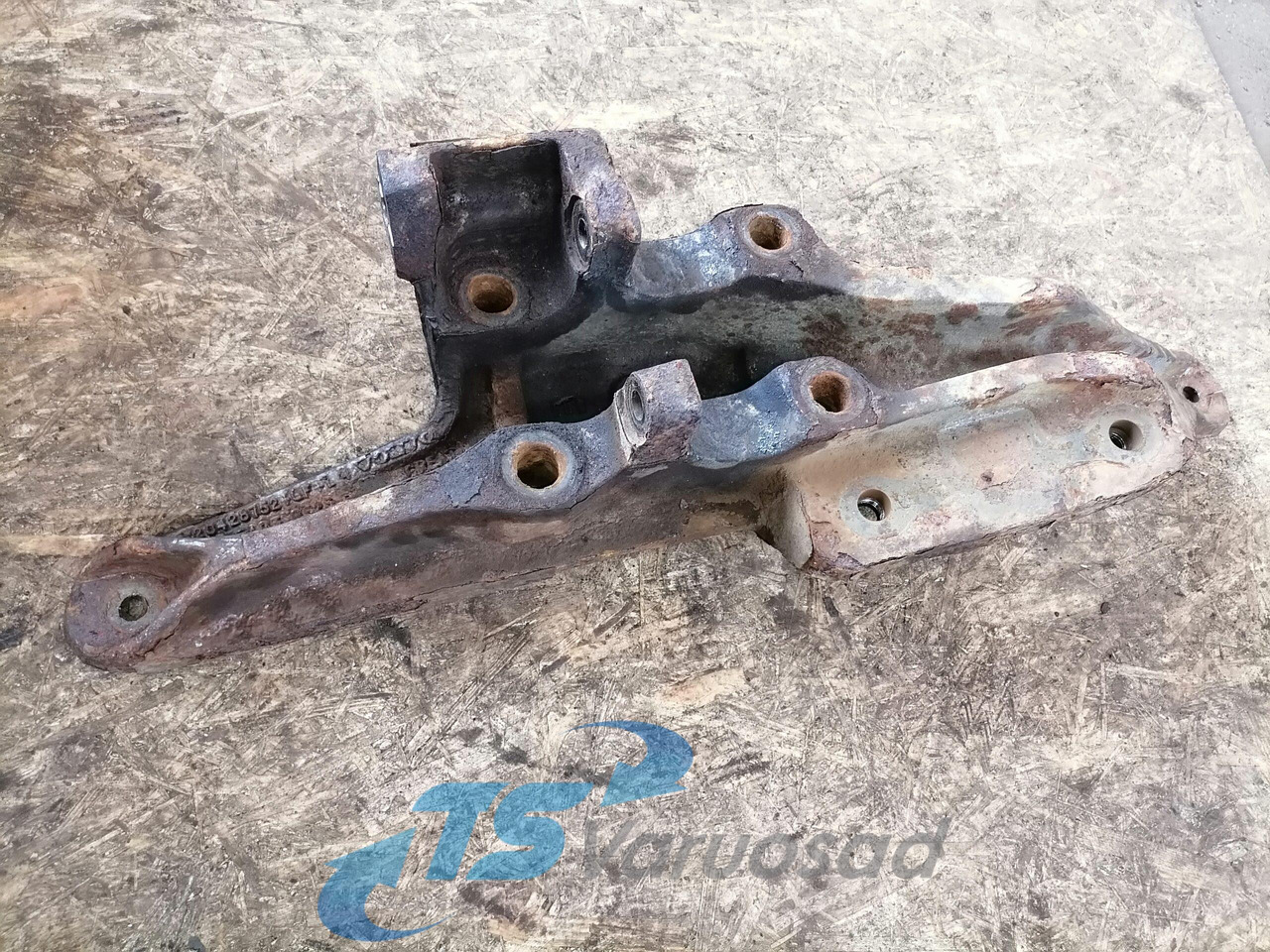 Volvo Volvo drive axle / axle mounting / airbag carrier 20428752 - المحور و قطع الغيار - شاحنة: صور 2 Volvo Volvo drive axle / axle mounting / airbag carrier 20428752 - المحور و قطع الغيار - شاحنة: صور 2