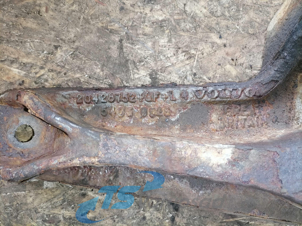 Volvo Volvo drive axle / axle mounting / airbag carrier 20428752 - المحور و قطع الغيار - شاحنة: صور 3 Volvo Volvo drive axle / axle mounting / airbag carrier 20428752 - المحور و قطع الغيار - شاحنة: صور 3